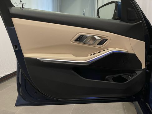 Used 2022 BMW 330i xDrive Sedan w/ Premium Package 2 image 12