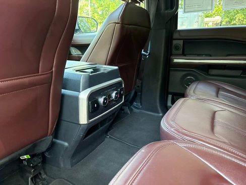 Used 2024 Ford Expedition Max Limited AWD/4WD image 27