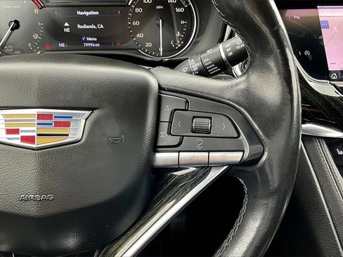 Used 2020 Cadillac XT6 Premium Luxury image 19