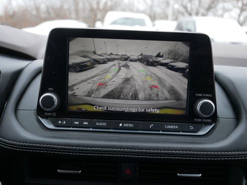 Certified 2023 Nissan Rogue SV image 27