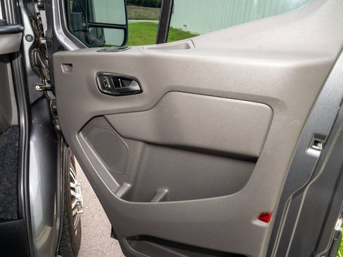 Used 2023 Ford Transit 250 148 High Roof Extended AWD image 31