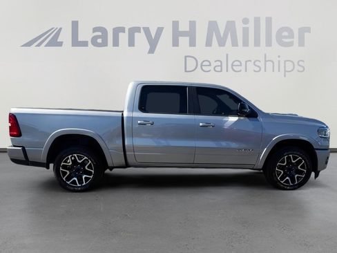 Used 2025 RAM 1500 Laramie w/ Sport Appearance Package AWD/4WD image 6