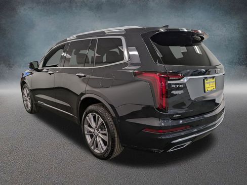 Used 2020 Cadillac XT6 Premium Luxury image 6