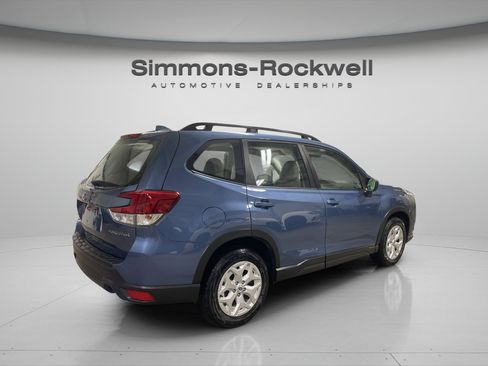 Used 2023 Subaru Forester AWD/4WD image 5