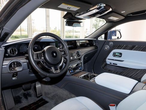 Used 2024 Rolls-Royce Spectre w/ Spectre Launch Package image 27