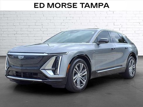 Certified 2024 Cadillac Lyriq Luxury RWD image 1