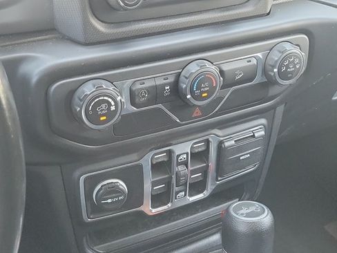 Certified 2020 Jeep Wrangler Unlimited Sport S AWD/4WD image 29