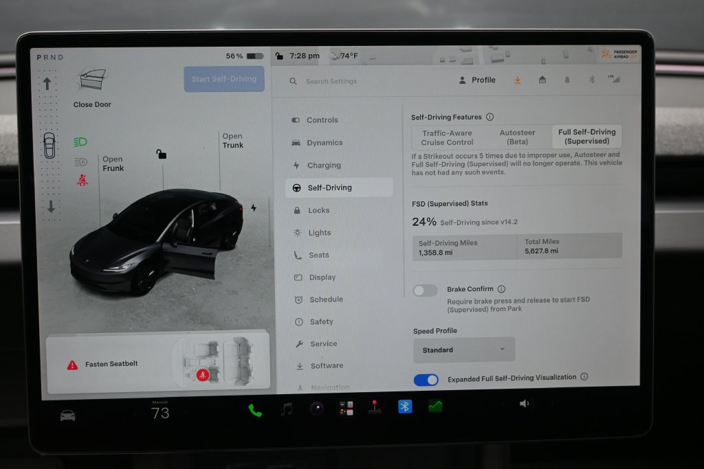 Used 2024 Tesla Model 3 Standard Range RWD image 16