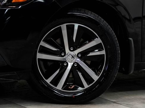 Used 2023 Honda Civic LX image 3