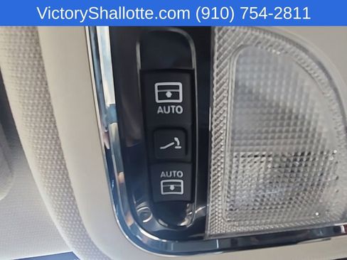 Used 2015 Jeep Cherokee Limited AWD/4WD image 42