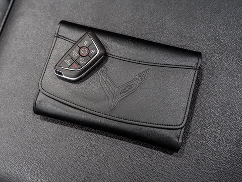 Used 2021 Chevrolet Corvette Stingray Premium Conv w/ Z51 Performance Package image 66