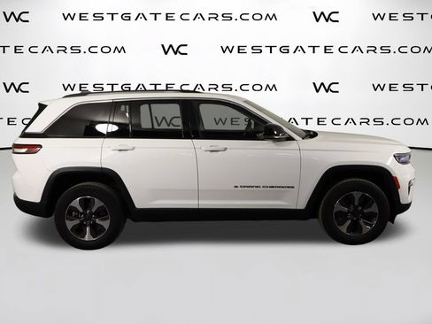 Used 2023 Jeep Grand Cherokee 4WD 4xe image 60