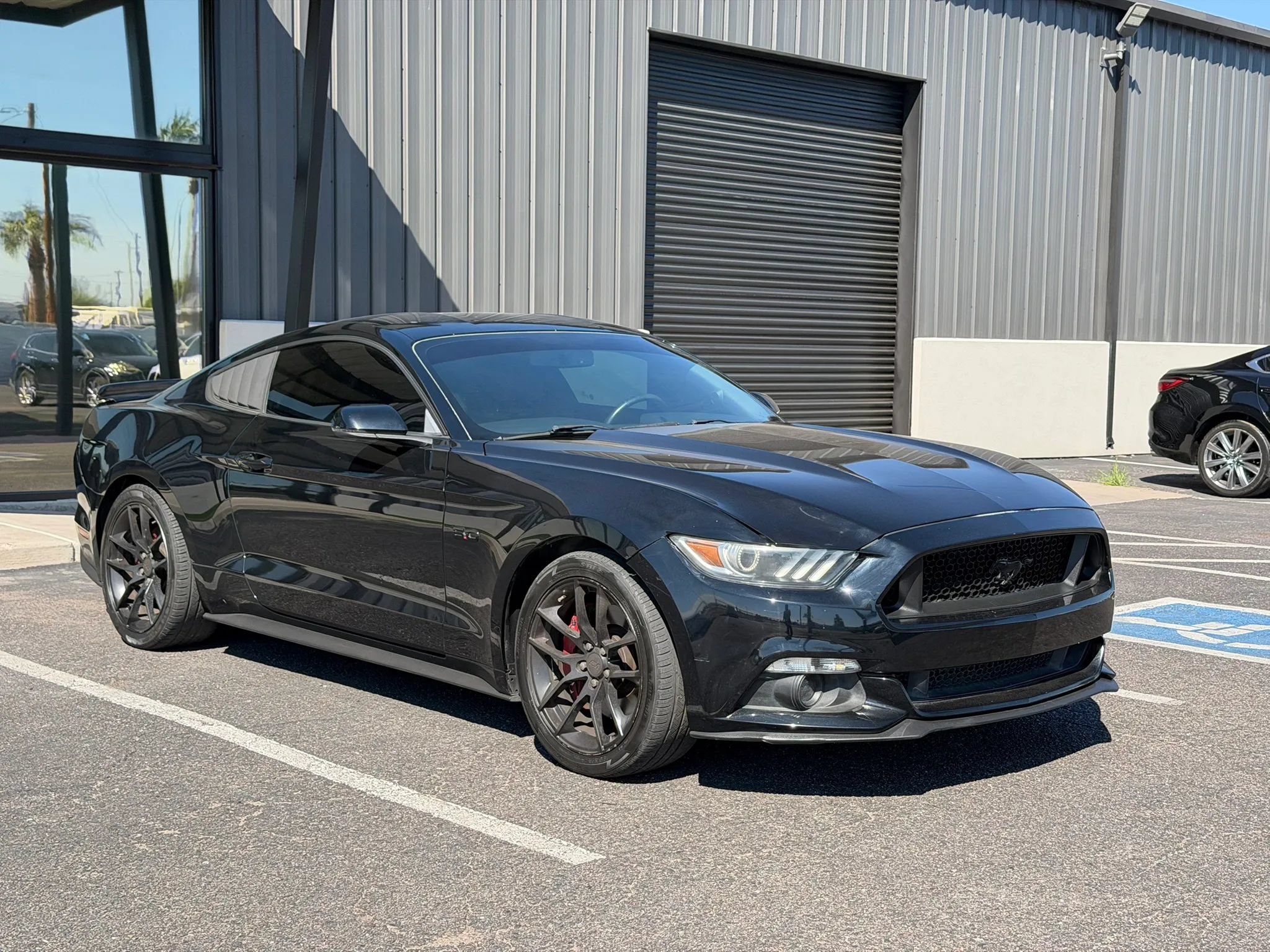 Used 2017 Ford Mustang GT Premium w/ Black Accent Package RWD image 14