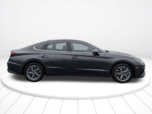 Used 2021 Hyundai Sonata SEL w/ Convenience Package FWD image 2