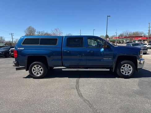 Used 2015 Chevrolet Silverado 3500 LT w/ LT Convenience Package AWD/4WD image 6