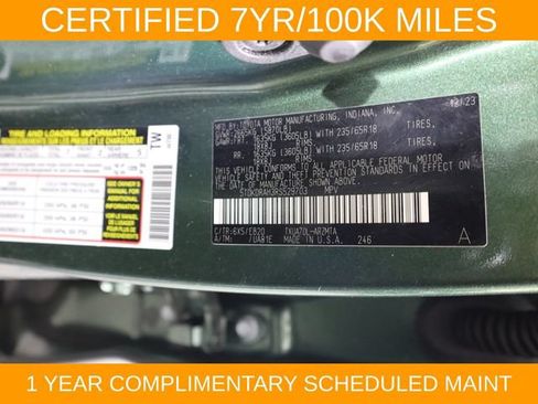 Used 2024 Toyota Highlander XLE FWD image 50