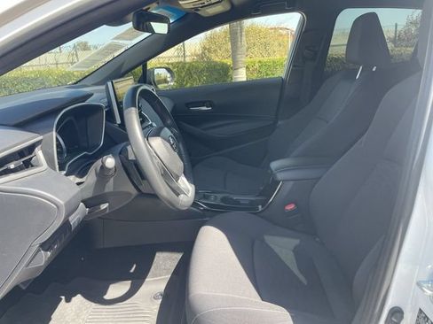 Used 2021 Toyota Corolla SE FWD image 18