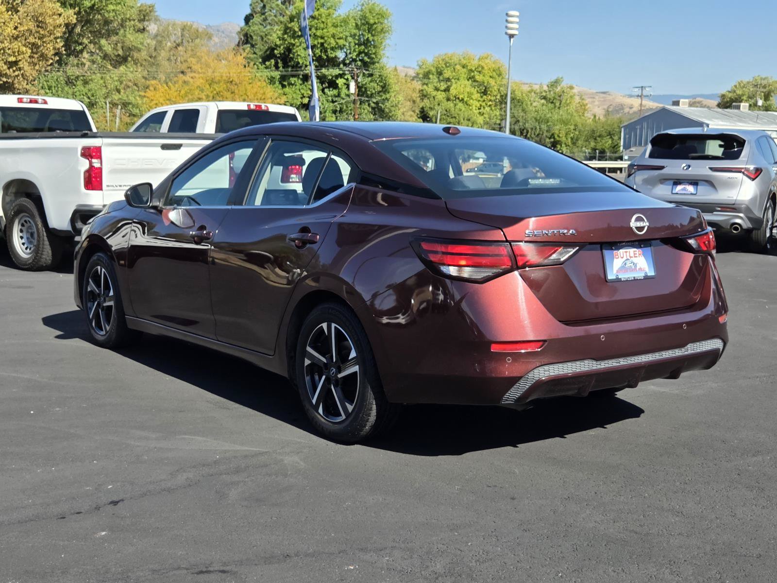 Used 2025 Nissan Sentra SV FWD image 7