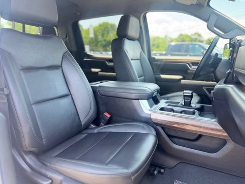 Used 2025 Chevrolet Silverado 1500 RST w/ Convenience Package II AWD/4WD image 11