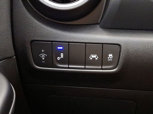 Used 2021 Hyundai Kona Limited w/ Cargo Package image 24