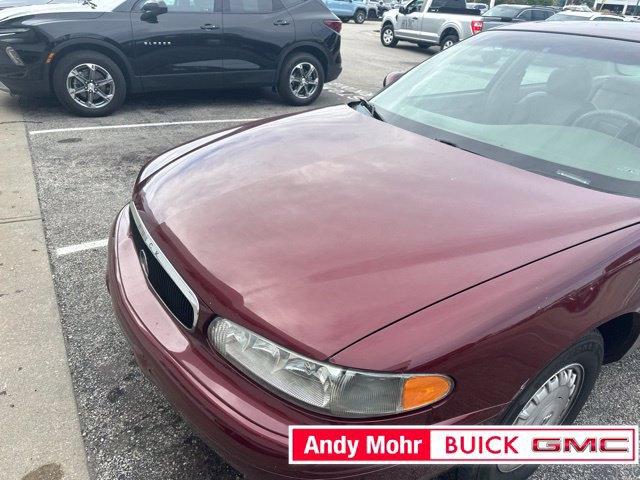 Used 2001 Buick Century Limited w/ Special Edition Pkg FWD image 2
