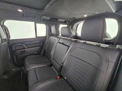 New 2026 Land Rover Defender 110 OCTA image 18