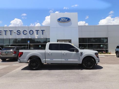 Used 2024 Ford F150 XLT w/ Equipment Group 302A MID RWD image 17