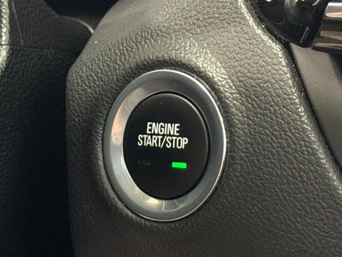 Used 2018 Buick Envision Premium w/ Driver Confidence Package AWD/4WD image 22