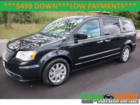 Used 2016 Chrysler Town & Country Touring w/ Driver Convenience Group image 1