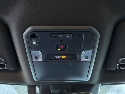 New 2026 Toyota Tundra Limited AWD/4WD image 16