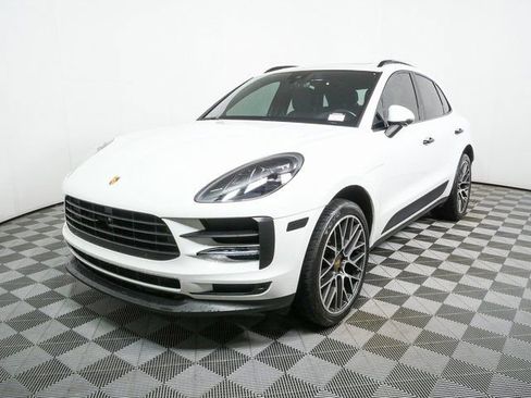 Certified 2019 Porsche Macan image 1