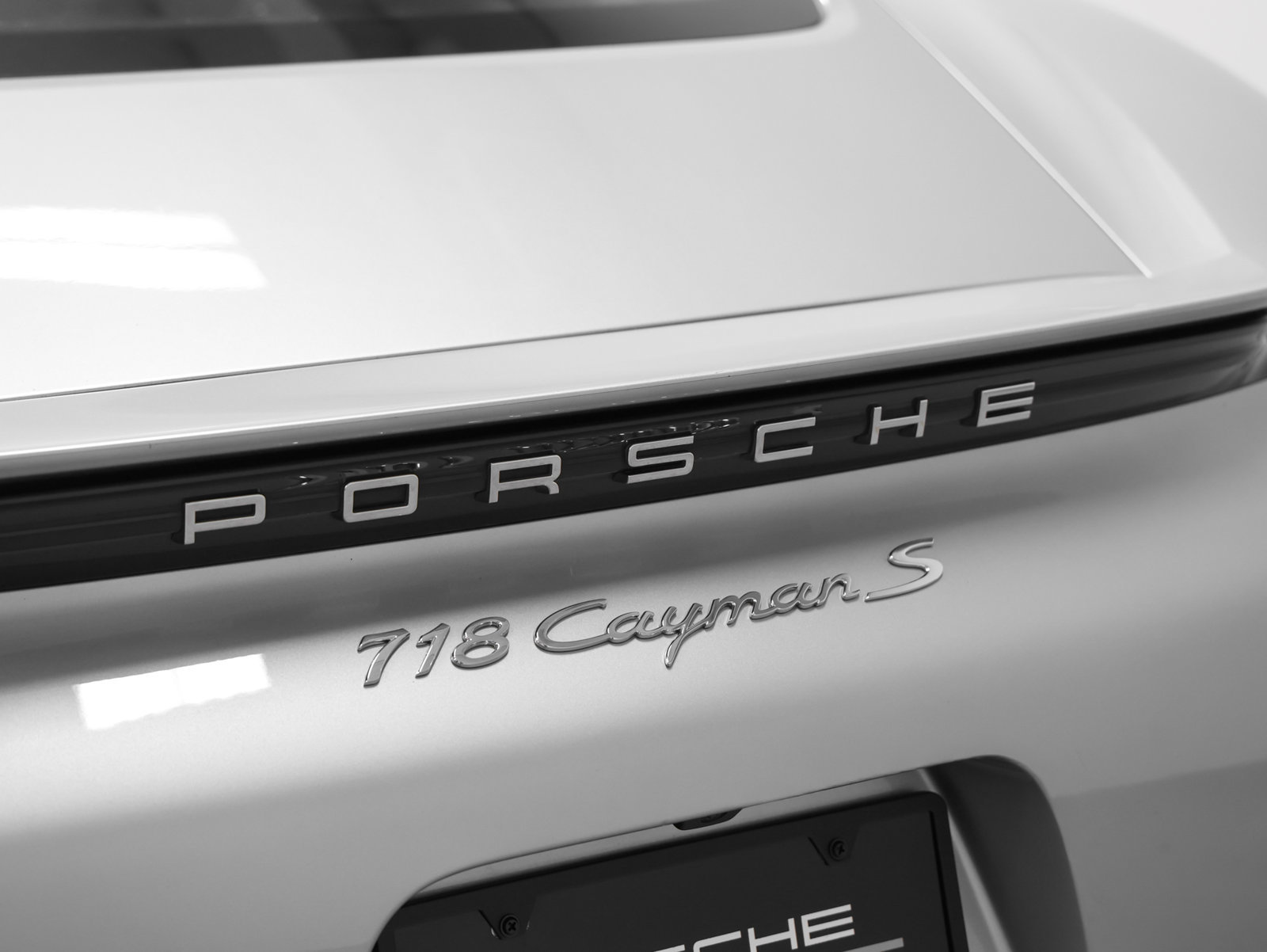 Certified 2021 Porsche 718 Cayman S RWD image 20