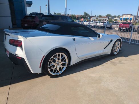 Used 2016 Chevrolet Corvette Stingray Convertible w/ 3LT Preferred Equipment Group RWD image 5