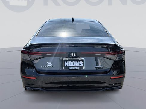 Used 2023 Honda Accord Sport image 5