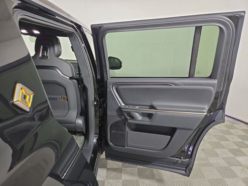 Used 2024 Rivian R1S Adventure AWD/4WD image 19