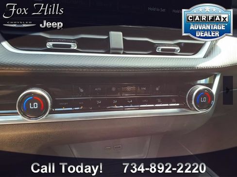 Used 2025 Chevrolet Equinox LT w/ Convenience Package II AWD/4WD image 21