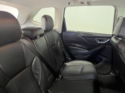 Used 2019 Subaru Forester Limited AWD/4WD image 13