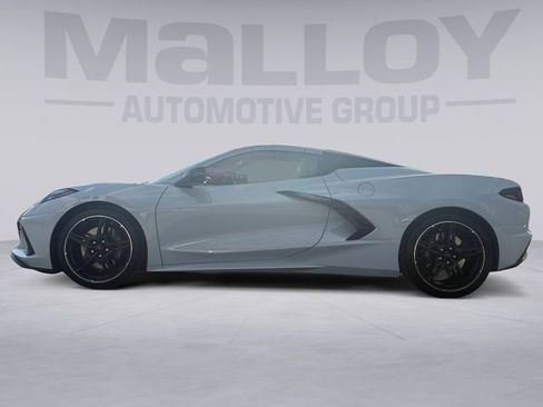 Used 2023 Chevrolet Corvette Stingray Premium Conv w/ Z51 Performance Package RWD image 2