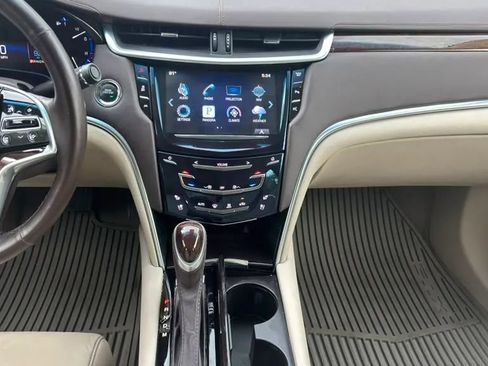 Used 2016 Cadillac XTS Luxury w/ Driver Awareness Package FWD image 17