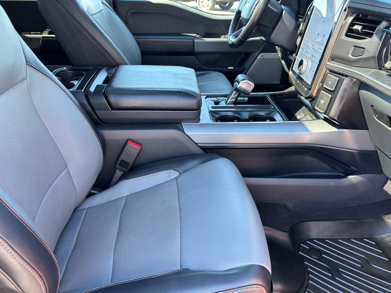 Used 2023 Ford F150 Lightning Lariat w/ Equipment Group 511A High AWD/4WD image 31