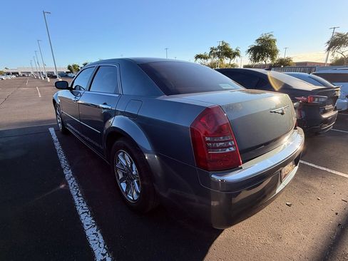 Used 2006 Chrysler 300 C RWD image 7