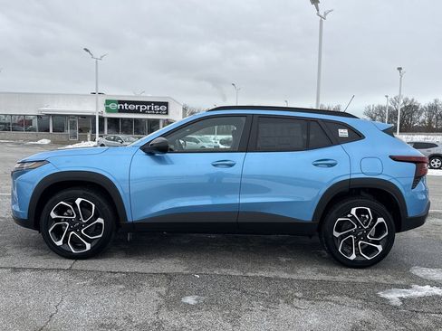 New 2026 Chevrolet Trax RS w/ Sunroof Package image 5