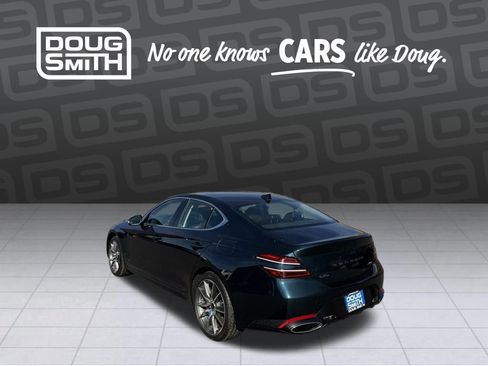 Used 2025 Genesis G70 2.5T image 3