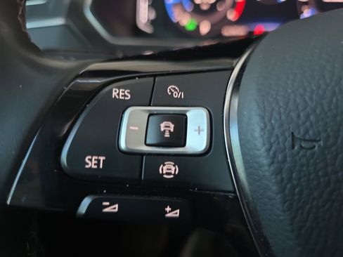 Used 2021 Volkswagen Tiguan SEL image 26