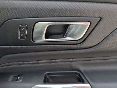 Used 2025 Ford Mustang Premium RWD image 32