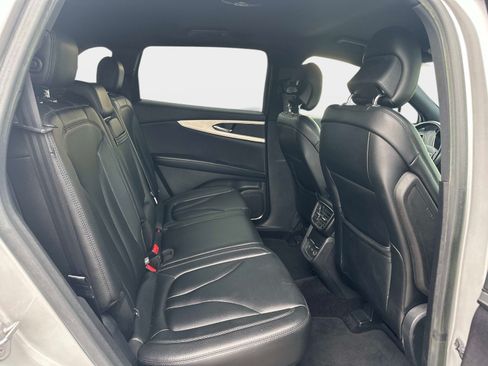 Used 2016 Lincoln MKX Premiere FWD image 8