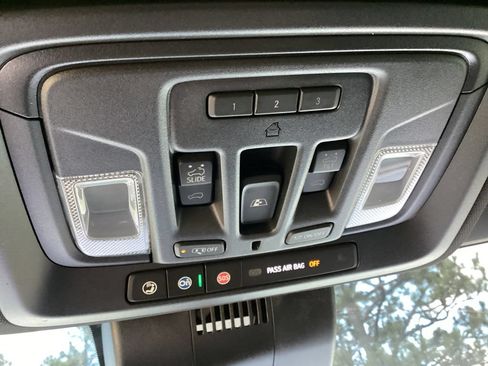 New 2026 GMC Sierra 2500 AT4 w/ AT4 Premium Plus Package AWD/4WD image 28