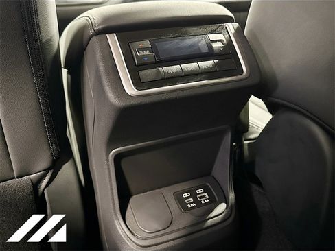 New 2026 Subaru Ascent Premium image 24