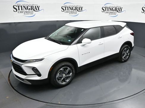 Used 2025 Chevrolet Blazer LT FWD image 20