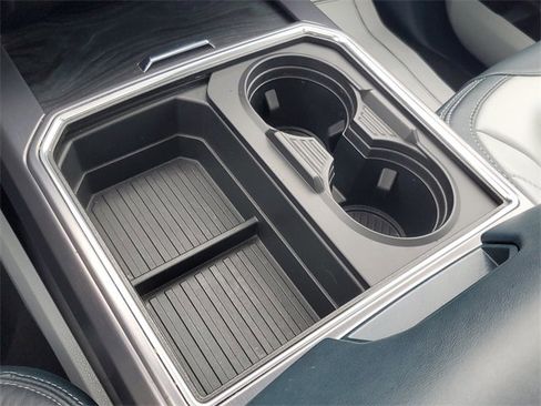 Used 2022 Ford F450 Limited w/ FX4 Off-Road Package image 28